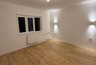 Apartament cu 2 camere decomandat în Vitan