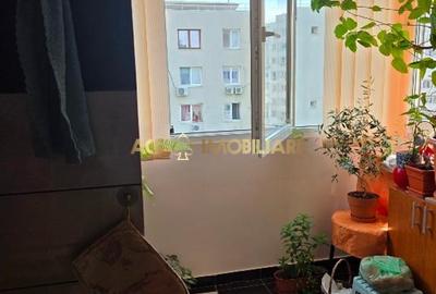 Apartament cu 3 camere decomandat, mobilat în Basarabia - 8