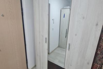 Garsonieră decomandată în Granit - 2