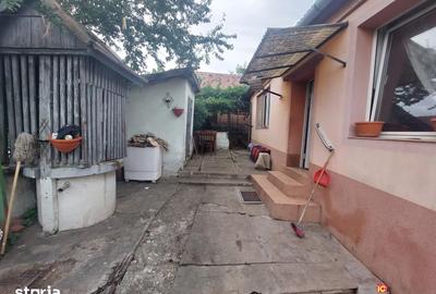 Casă cu 2 camere cu Teren 500 Mp în Șura Mare