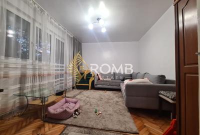 Apartament cu 3 camere decomandat, mobilat în Mănăștur