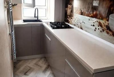 Apartament cu 3 camere semidecomandat în Florilor - 6