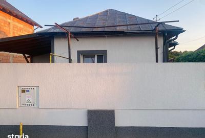 Casă cu 2 camere cu Teren 2452 Mp în Central - 2