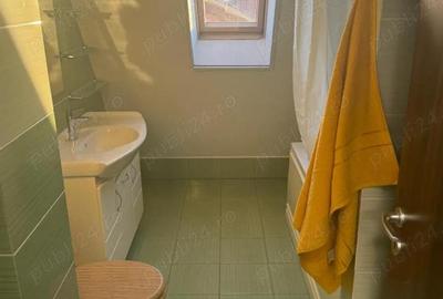 Apartament cu 2 camere decomandat, mobilat în Dâmbovița