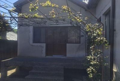 Casă cu 4 camere cu Teren 1000 Mp în Surani - 13