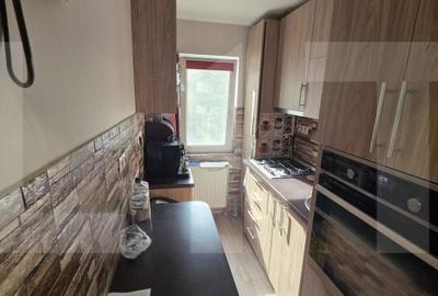 Apartament cu 2 camere semidecomandat în Simeria - 4