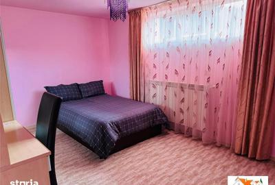 Casă cu 6 camere cu Teren 1700 Mp în Cetate