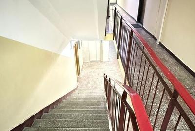 Apartament cu 3 camere decomandat în Decebal