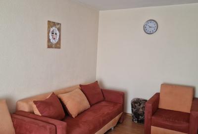 Apartament cu 3 camere decomandat în Inel II