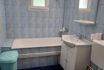 Apartament cu 2 camere decomandat în Călărași