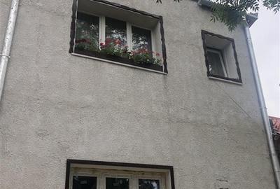 Casă individuală cu 4 camere cu Canalizare în Brașovul Vechi - 1