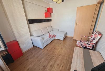 Apartament cu 2 camere decomandat, mobilat în Podul de Piatră