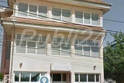 Spațiu comercial, de 7,860 mp, în Central - 2