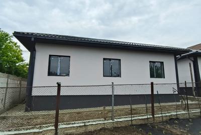 Casă individuală cu 4 camere cu Canalizare în Năvodari - 10