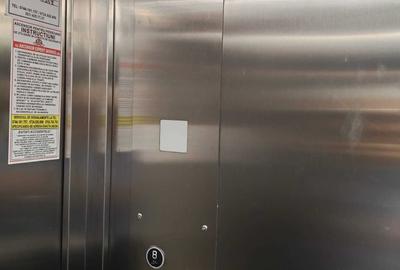 Apartament semidecomandat în Tineretului