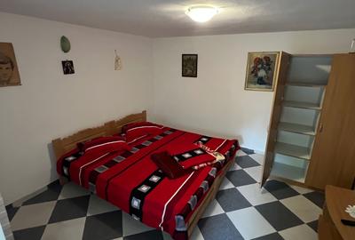 Casă cu 3 camere în Schitu - 2