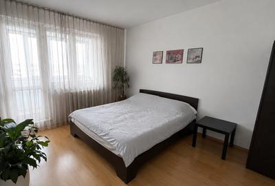 Apartament cu 2 camere decomandat în Titan