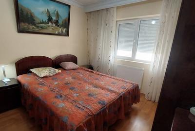 Apartament cu 2 camere decomandat în Far - 3