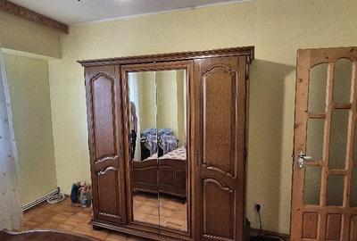 Apartament cu 3 camere decomandat în Central - 1