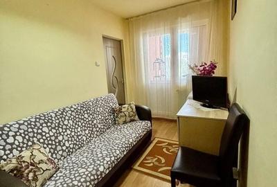 Apartament cu 3 camere semidecomandat în Central - 5