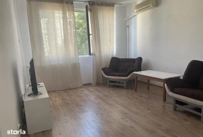 Apartament cu 2 camere decomandat în Păcii