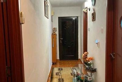 Apartament cu 2 camere în Traian - 7