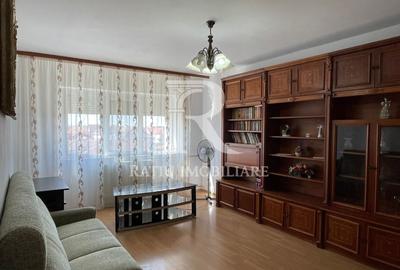 Apartament cu 3 camere decomandat, mobilat în Nufărul