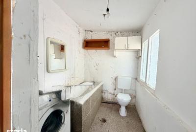 Casă cu 3 camere cu Teren 2880 Mp în Șagu