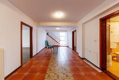 Casă individuală cu 22 camere cu Canalizare în Ghiroda - 42