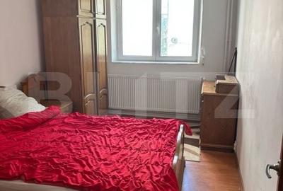 Apartament cu 3 camere decomandat în George Enescu