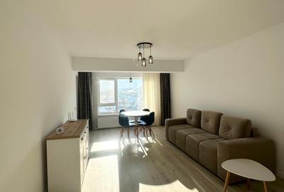 Apartament cu 2 camere semidecomandat, mobilat în Noua