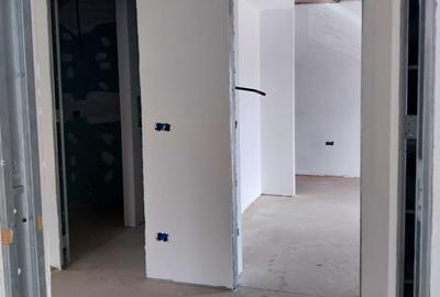 Casă cu 3 camere în Micești