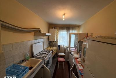 Apartament cu 4 camere în Central - 3