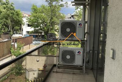 Apartament cu 3 camere decomandat în Centrul Civic - 1