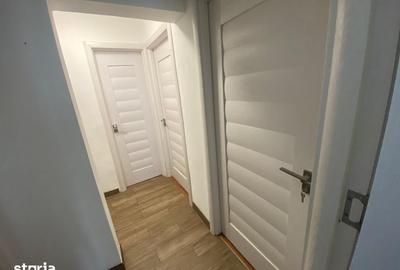 Apartament cu 3 camere în Micro 6 - 5