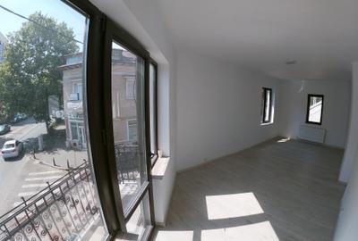 Apartament cu 4 camere decomandat, mobilat în Vitan Mall - 2