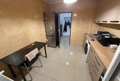 Apartament cu 2 camere decomandat în Berceni