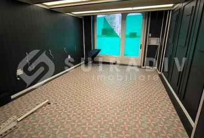 Spațiu comercial, de 92 mp, în Central - 3