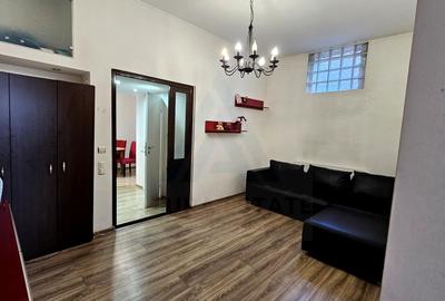 Apartament cu 2 camere nedecomandat, mobilat în Ultracentral