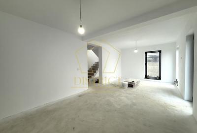 Duplex cu 4 camere cu Canalizare în Giroc