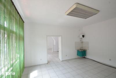 Casă cu 2 camere cu Teren 75 Mp în Central
