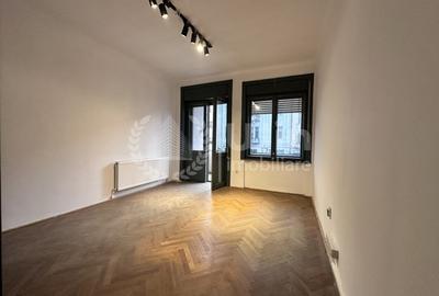 Apartament cu 4 camere decomandat în Central - 3