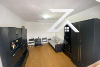Garsonieră decomandată, mobilată în Rovine