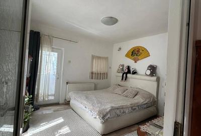 Casă cu 5 camere cu Teren 3642 Mp în Zănești - 4