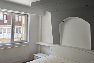 Apartament cu 2 camere decomandat în Calea București - 2