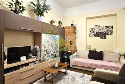 Apartament cu 3 camere semidecomandat, mobilat în Centrul Istoric - 1