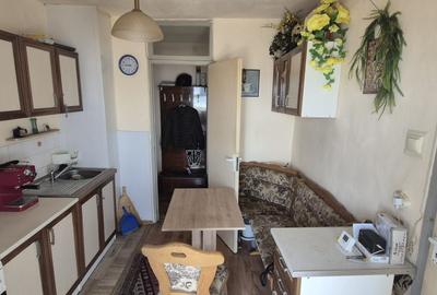 Apartament cu 2 camere decomandat în Vasile Alecsandri