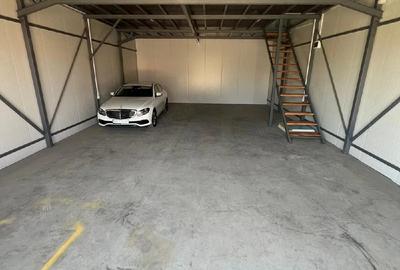 Spațiu comercial, de 240 mp, în Central - 3