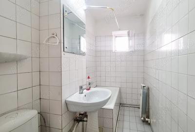 Apartament cu 2 camere decomandat în Mazepa 2