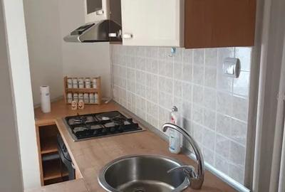 Apartament cu 2 camere decomandat, mobilat în Central - 4